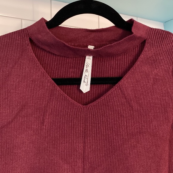 Burgundy collared sweater - Picture 4 of 4